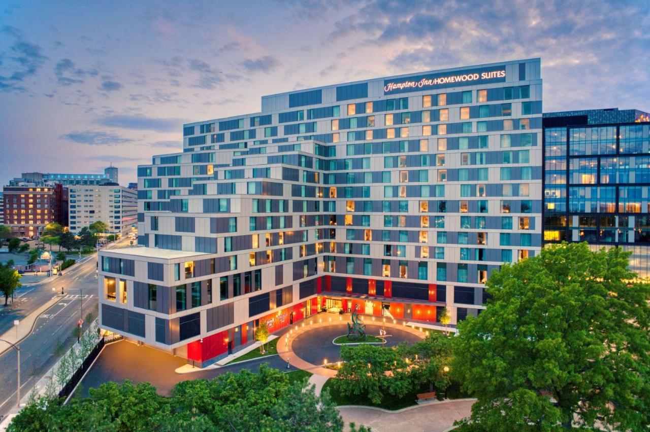 One-Bedroom King Suite with Water view