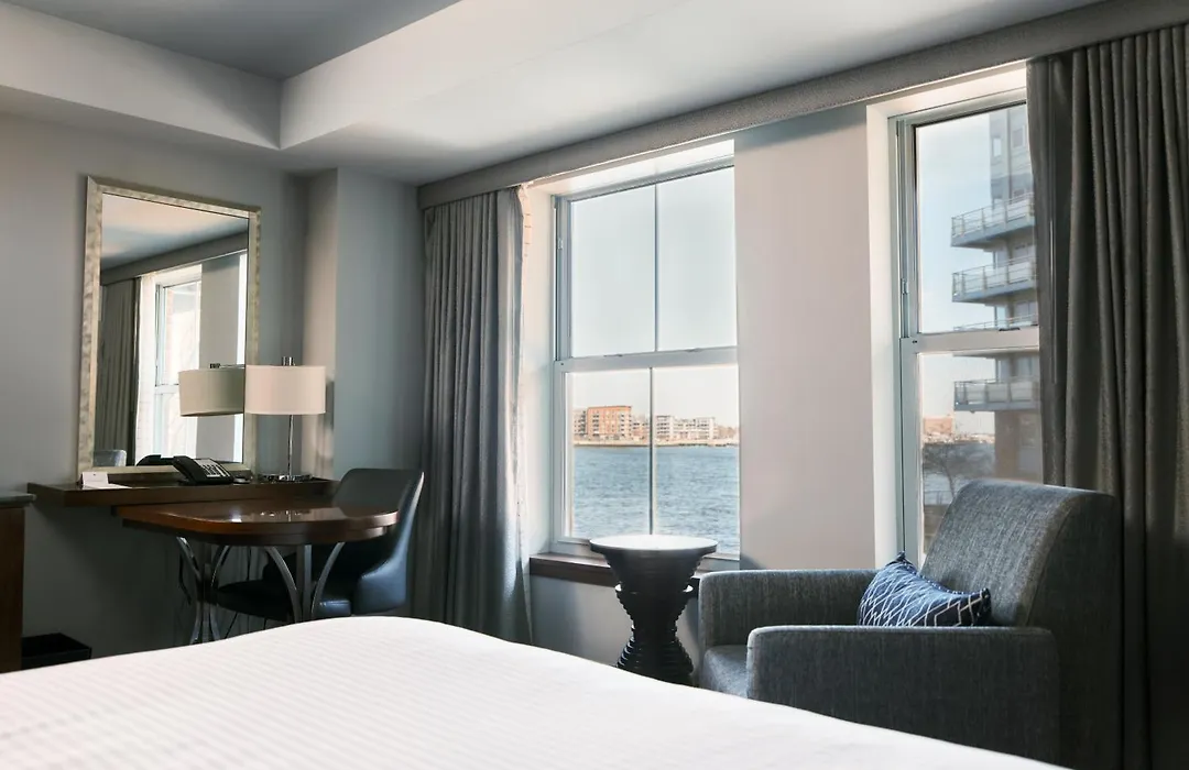 Battery Wharf Hotel, Boston Waterfront-1