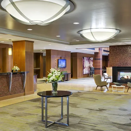 Courtyard By Marriott Boston Logan Airport-3