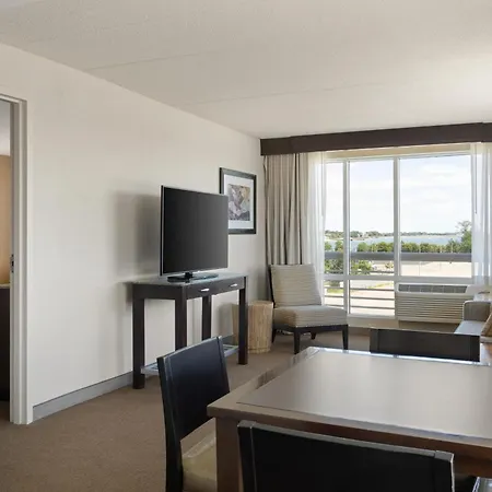 Doubletree By Hilton Hotel Boston Bayside-2
