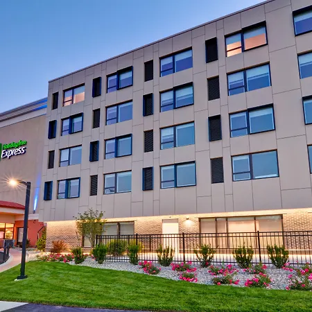 Holiday Inn Express Boston By Ihg-2